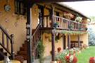 Precioso corredor en el interior del patio de lo que hoy es una posada y bar