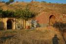 Bodegas situadas a las afueras del pueblo, hoy todavía tienen actividad y una de ellas es la famosa bodega de Marcelino